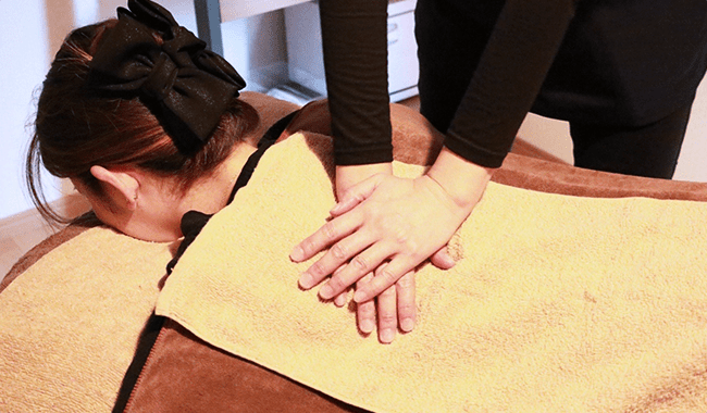 男性女性に関わらず、お悩みに合わせた施術